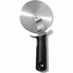 OXO Good Grips Large Pizza Wheel & Cutter | 4"