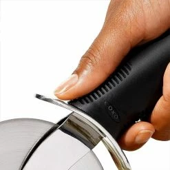 OXO Good Grips Large Pizza Wheel & Cutter | 4" -Curious Shop 81lwutwn2sl. ac sl1500