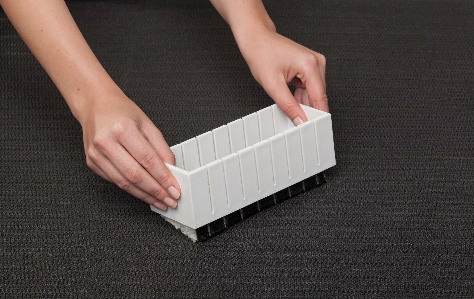 Helen's Asian Kitchen Sushi Making Kit 10 Helen's Asian Kitchen Sushi Making Kit - Image 8