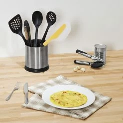 OXO Flip & Fold Omelet Turner -Curious Shop egg6