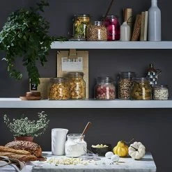 Luigi Bormioli Lock-Eat Handy Jar 50.75oz -Curious Shop lockeatlife2