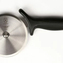 Mercer Cutlery Mercer Millennia 4" Pizza Cutter W/ Black Handle (Commercial)