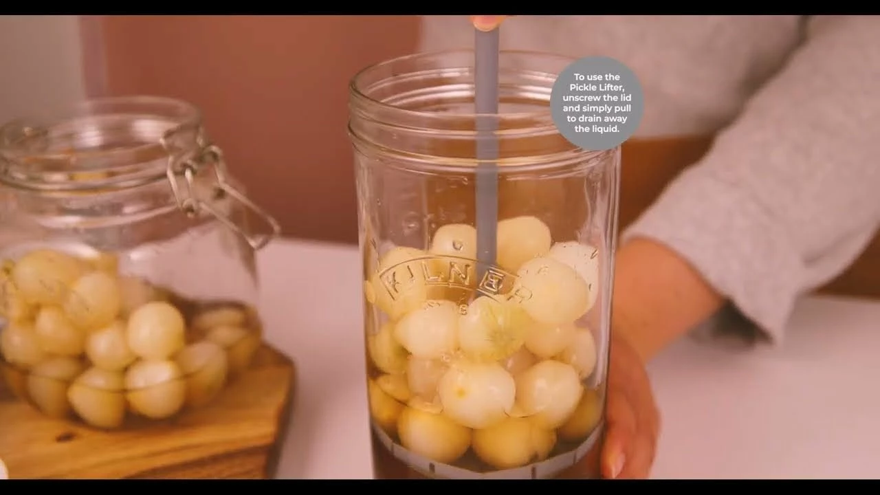 Kilner 34oz Pickle Jar With Lifter 7 Kilner 34oz Pickle Jar With Lifter - Image 5