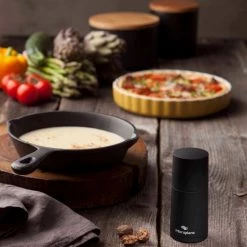 Microplane Spice Mill - Black -Curious Shop microplane spice mill