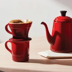 Le Creuset Pour Over Coffee Cone | Cerise/Cherry Red -Curious Shop na jan pourover