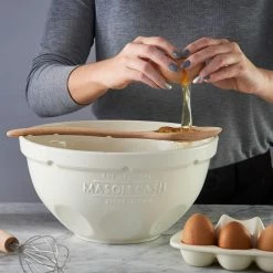 Mason Cash | Innovative Kitchen Slotted Spoon With Egg Separator -Curious Shop slotspoon4