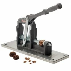 Roots & Harvest Walnut Cracker